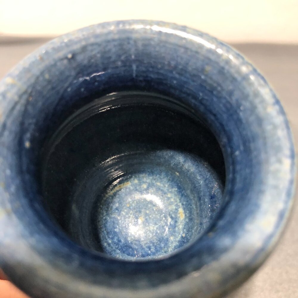 Hand Thrown Stoneware Pottery Vase Artist Signed MMP Blue Brown Tone Art Pottery - Picture 5 of 9